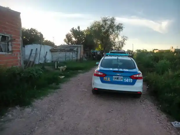 Maniataron a un empleado y se llevaron lo recaudado de un comercio