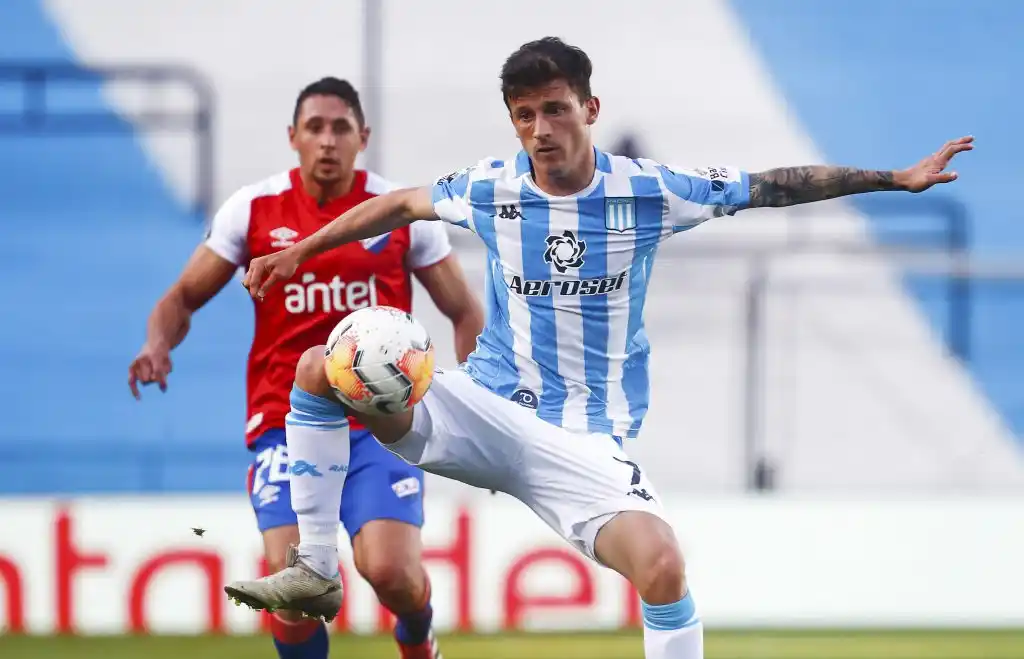Racing dejó tres puntos  valiosos ante Nacional 