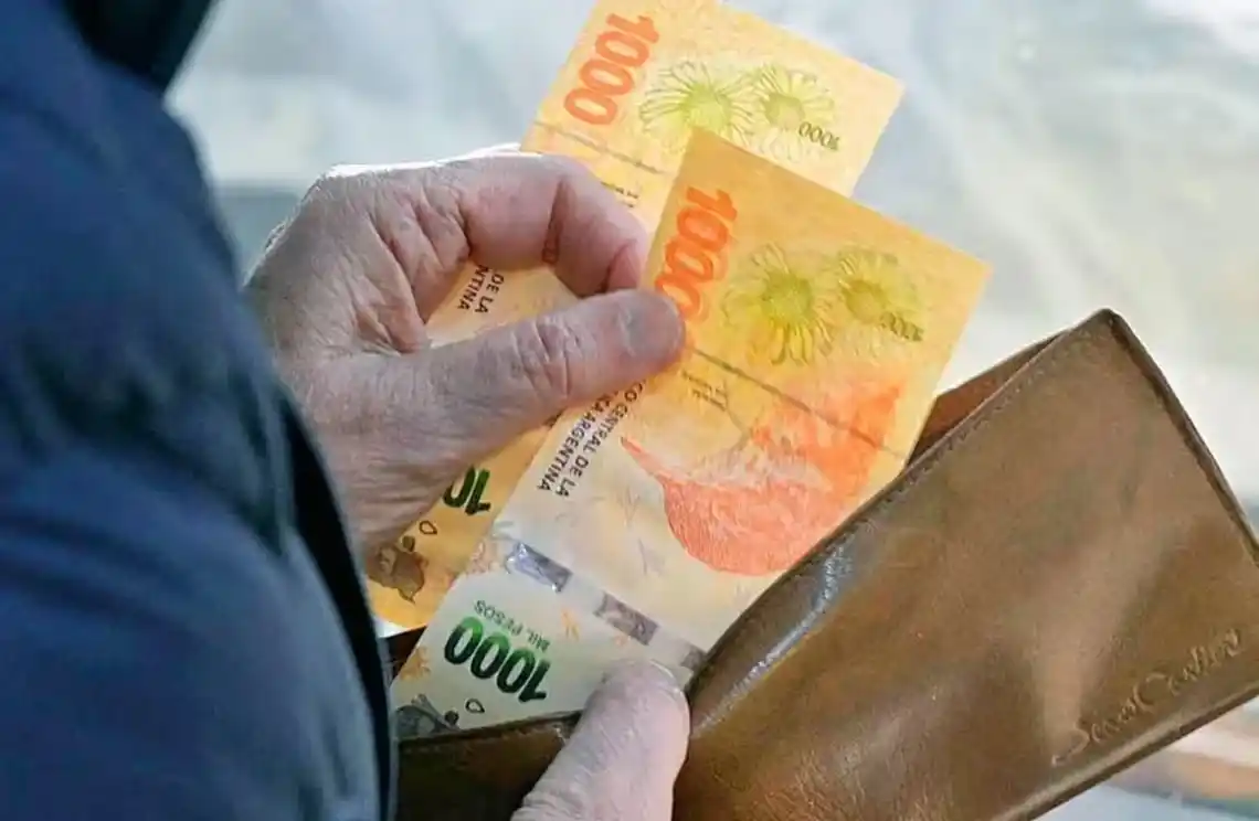 Los salarios siguen en alza.