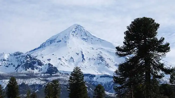 Parques Nacionales declaró  al volcán Lanín como  sitio sagrado mapuche