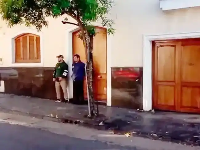 Allanamientos en domicilios de Bordet: secuestraron documentación y dispositivos