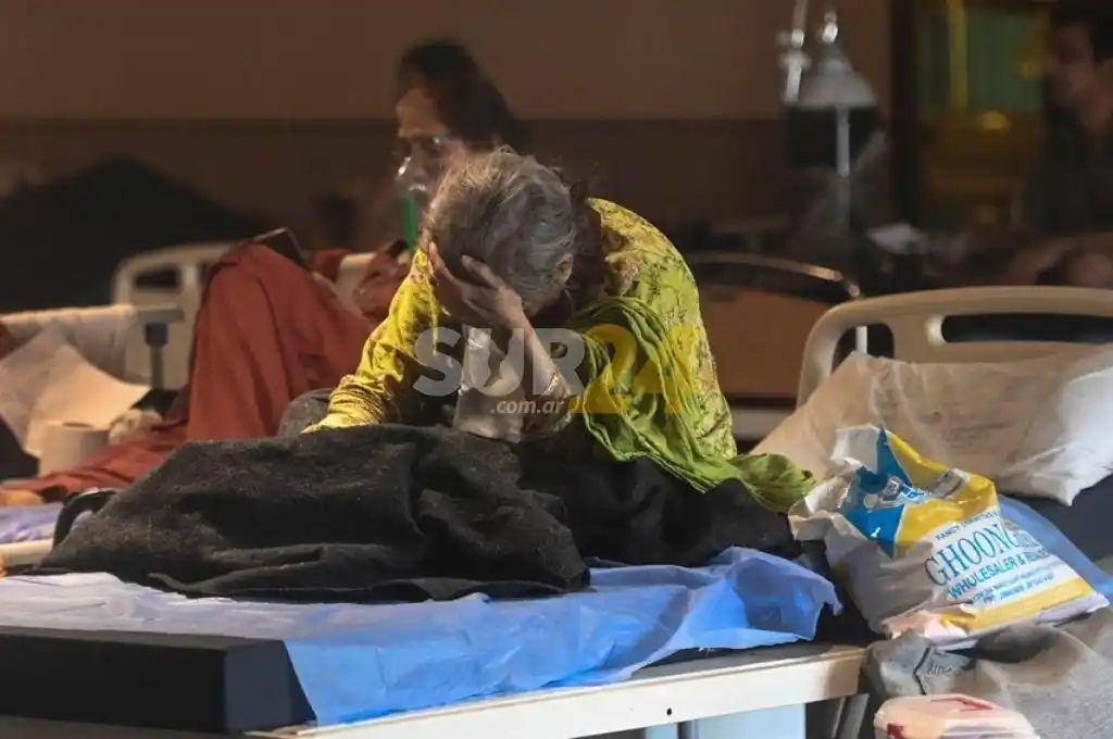 India sumó por sexto día más de 300.000 casos