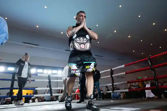 Rubén “Siru” Acosta irá por un título mundial crucero en Portugal