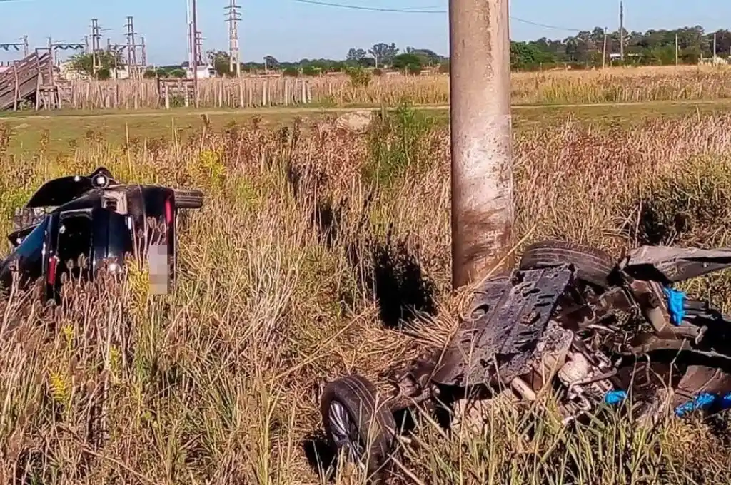 Accidente fatal en la Ruta Provincial 4: murió un conductor tras impactar contra un poste 