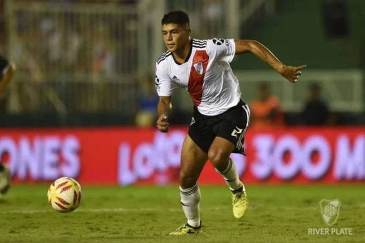 Gallardo quiere que los extranjeros de River regresen al país esta semana