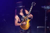 Slash, Steve Aoki, Duki, Claptone y Lali, entre las grandes novedades del Cosquín Rock 2024