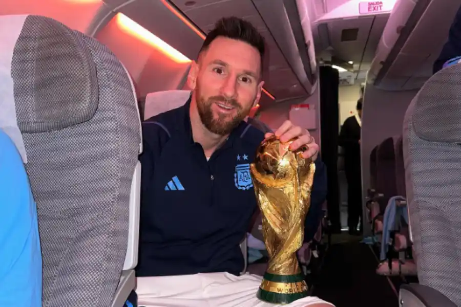 VIDEO | Messi emotivo: "Esta Copa también es del Diego que nos alentó desde el cielo"