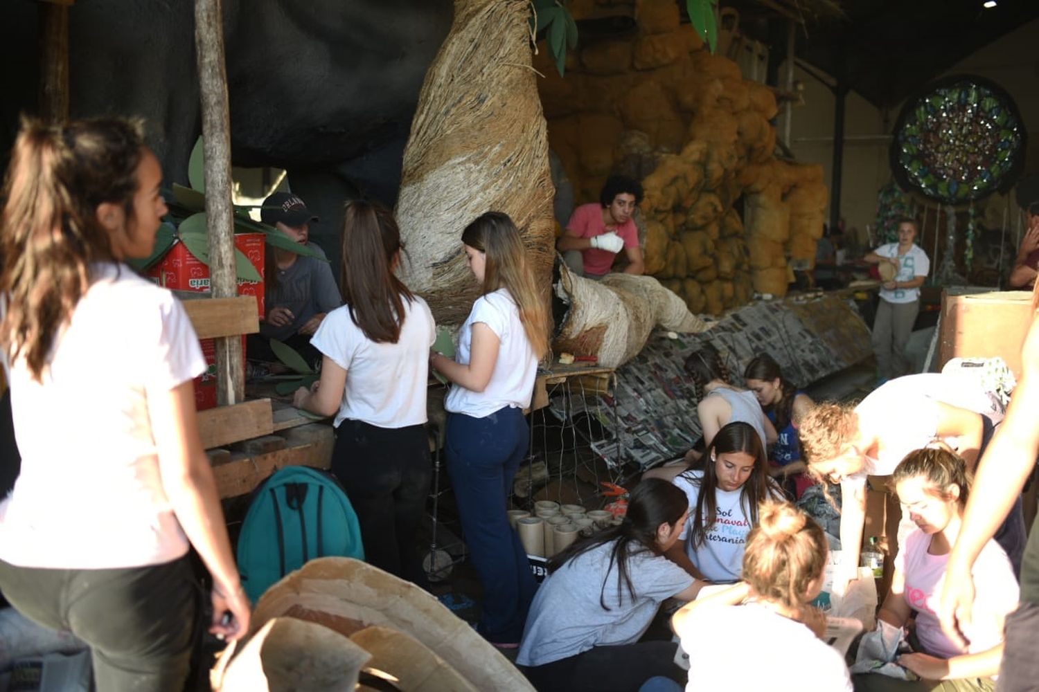 Sin Carrozas, las maquetas dividen la opinión de los estudiantes de la ciudad