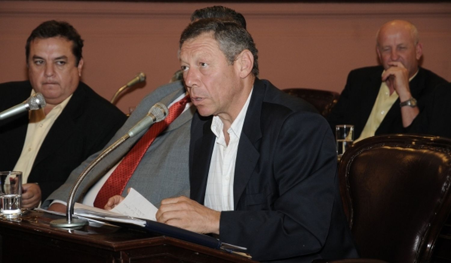 Dura respuesta de la UCR a pedido del PRO