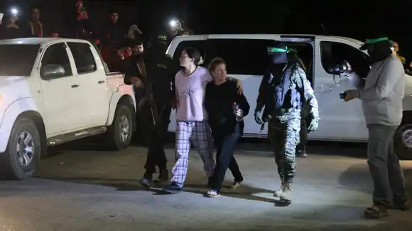 Hamas liberó a otros 10 rehenes, entre ellos cuatro de nacionalidad argentina