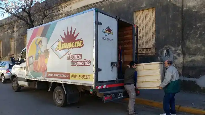Amacar realizó una donación al Hogar de Ancianos 