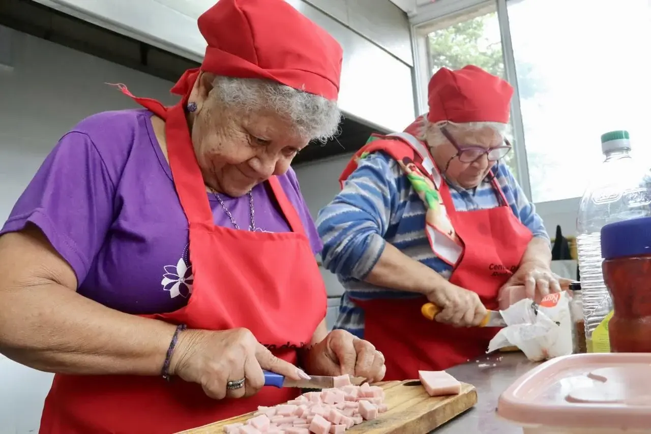 La provincia lanzó una agenda de actividades por el Mes del Buen Trato a las Personas Mayores