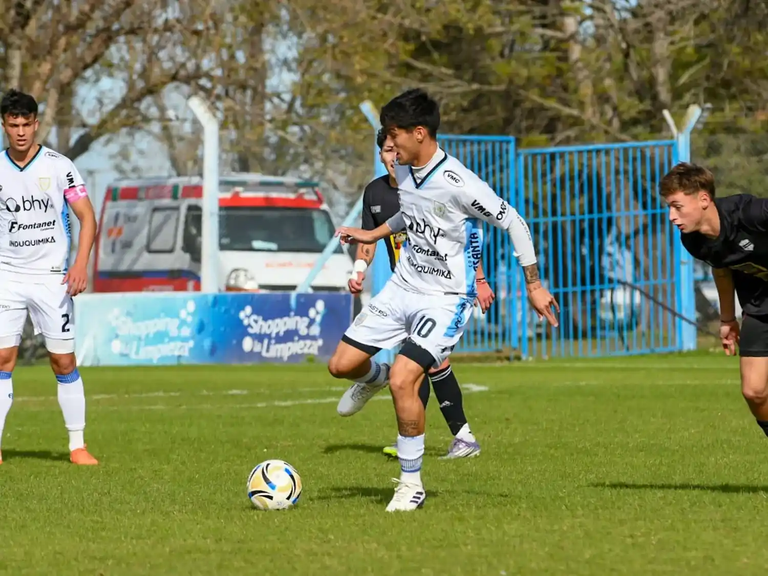 La Crema cerró el Apertura en Rafaela con un empate 0 a 0 ante el Dep. Riestra. Foto:@OficialAMSyD