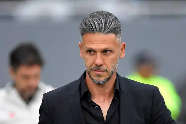 Demichelis debe empezar a definir la formación para la semifinal.