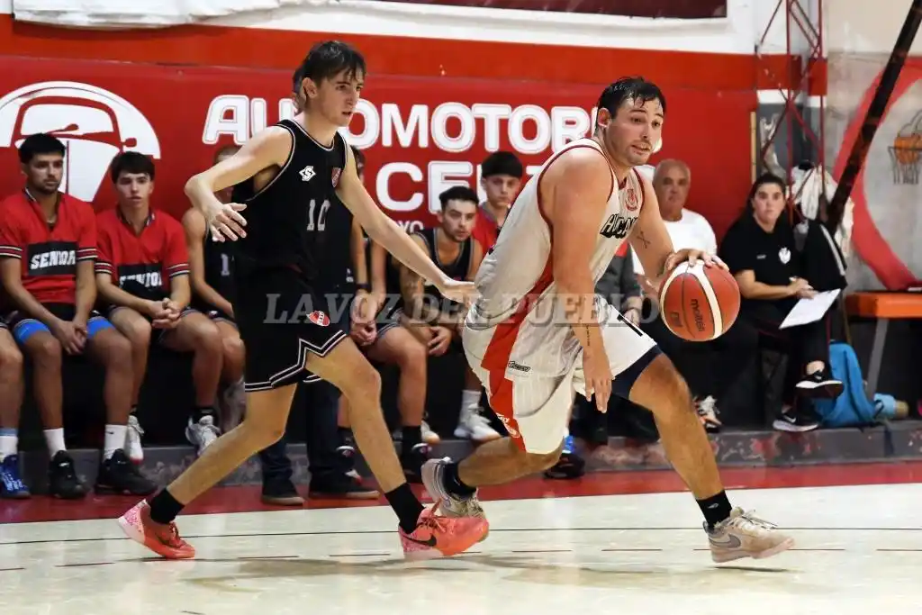 Betbeder de Huracán conduce la naranja ante la marca de Onzari de Argentino
