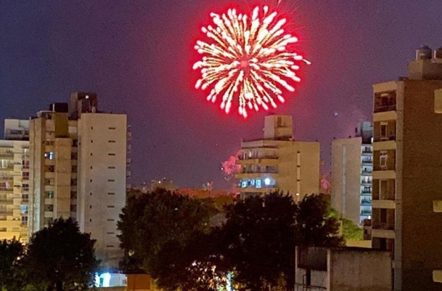 “Cuando algunos festejan con pirotecnia, otros la pasan muy mal”