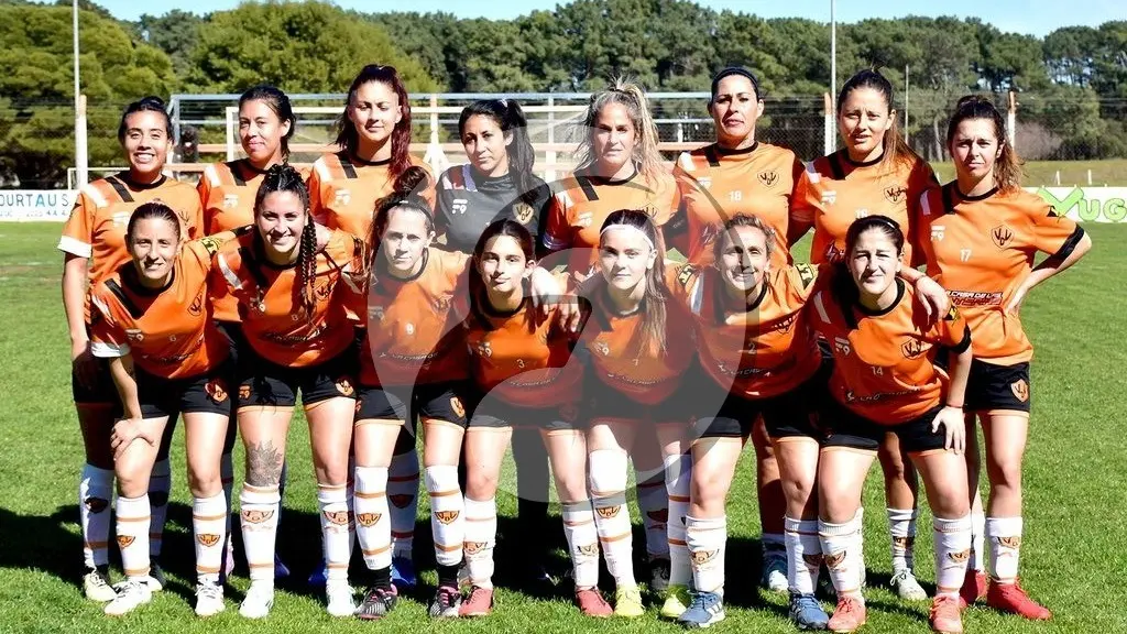 Villa Díaz Vélez lidera el torneo femenino de la Liga Necochea de Fútbol