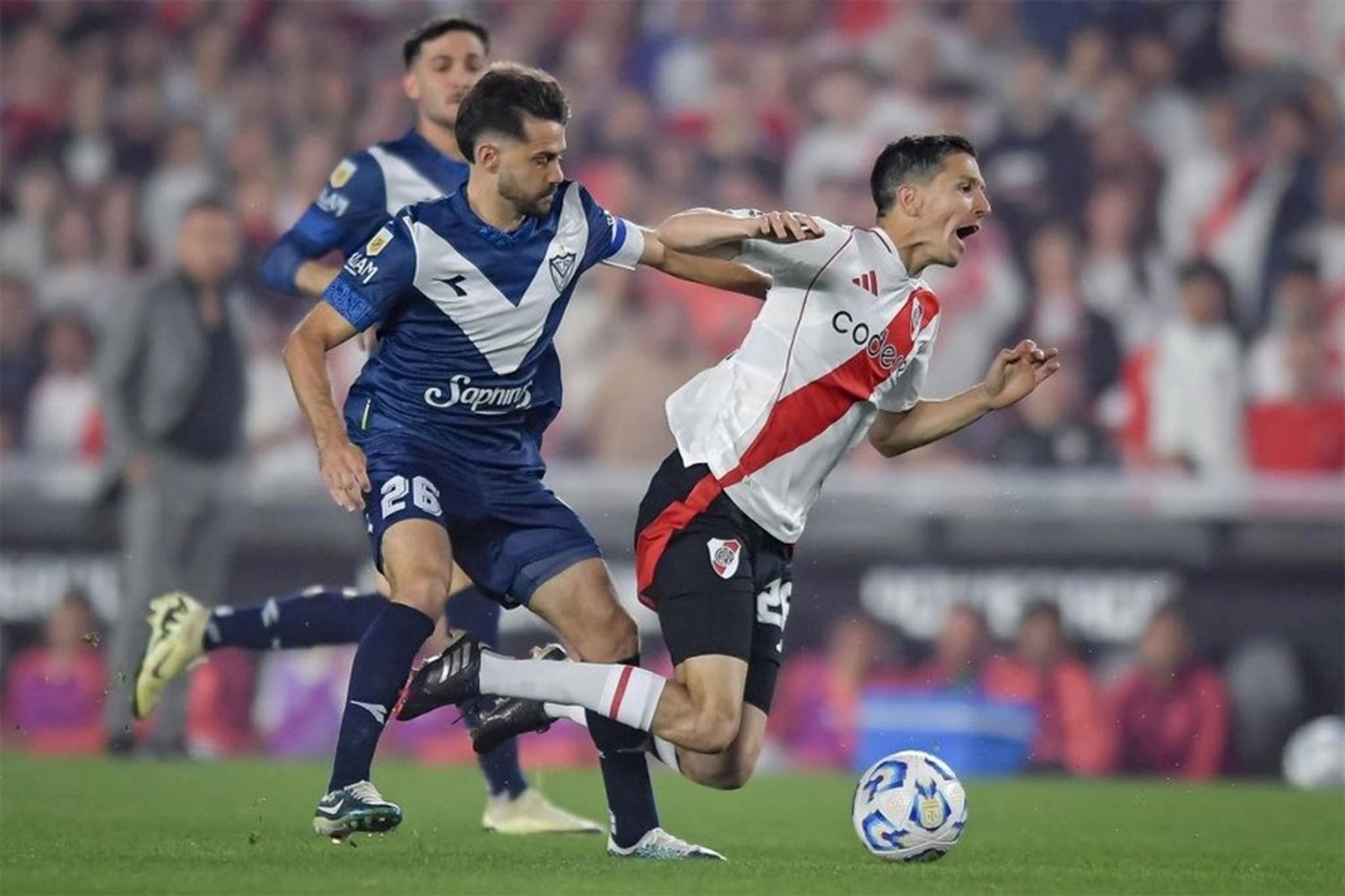 River y Vélez empataron 1-1 en un parejo partido en el Monumental