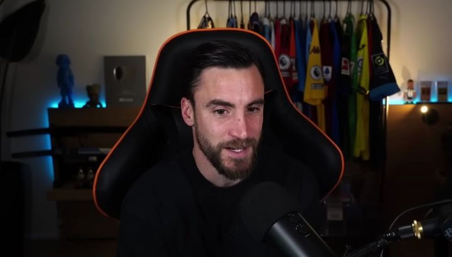 Nico Tagliafico en su habitual stream, algo cada vez más común entre futbolistas.