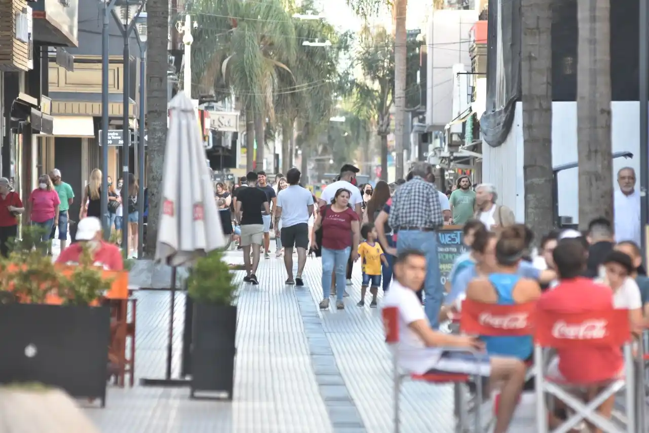 Covid: la provincia de Santa Fe sumó 37 muertes y 845 casos, 166 en la ciudad capital