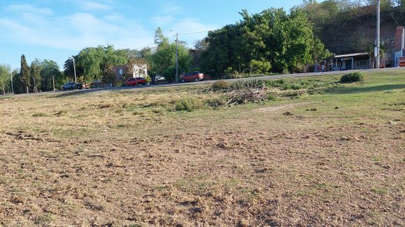 Arenera en el predio de Indalar: el intendente recibe a vecinos de Bajo Puerto y Bajo Cementerio