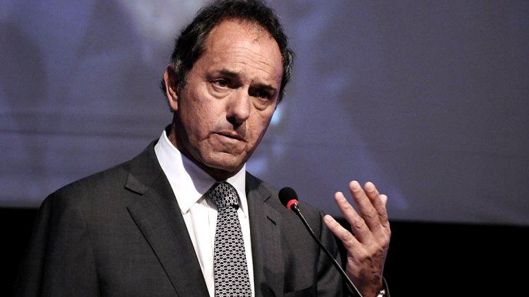 Tras los crímenes en Lanús, Scioli pidió que se debata la ley de armas
