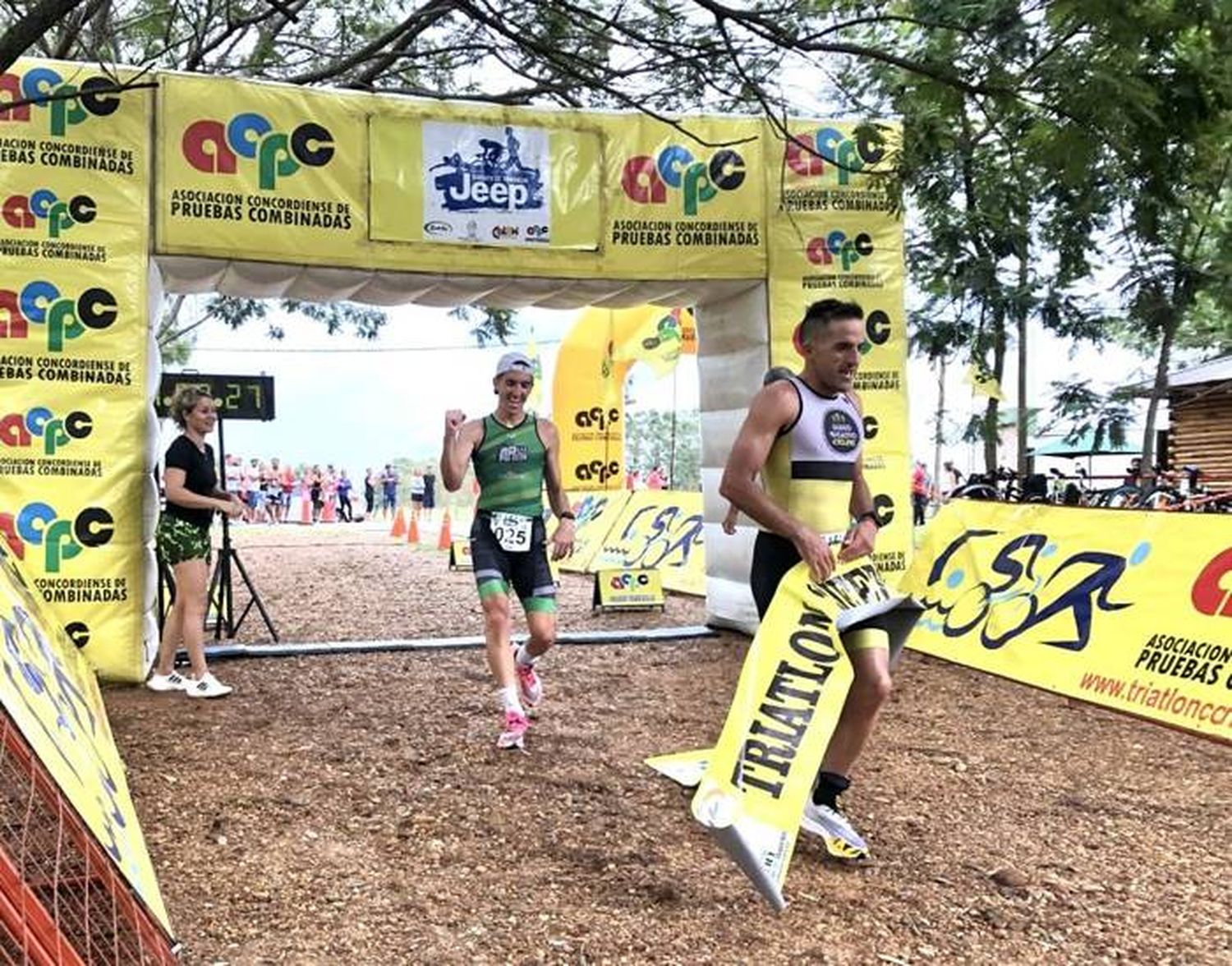 Alejandro Ricagno se consagró campeón en Santa Ana. Sabina Goyeneche ya era campeona