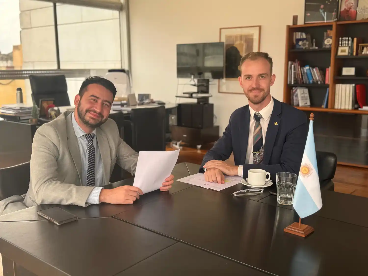 Cancillería: el secretario de culto y civilización de la Nación recibió a Bryan Mayer - 2