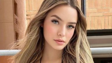 Sensual modelo venezolana confiesa que ingresa hasta 30.000 dólares