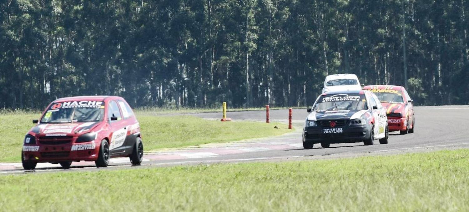 Competición Especial va por el tercer espectáculo