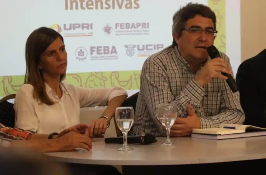 Realizan gestiones para concretar la mejora de más caminos rurales