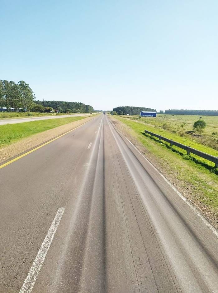 Autovía  Gervasio  Artigas o Ruta 14  entre  Concordia y Federación