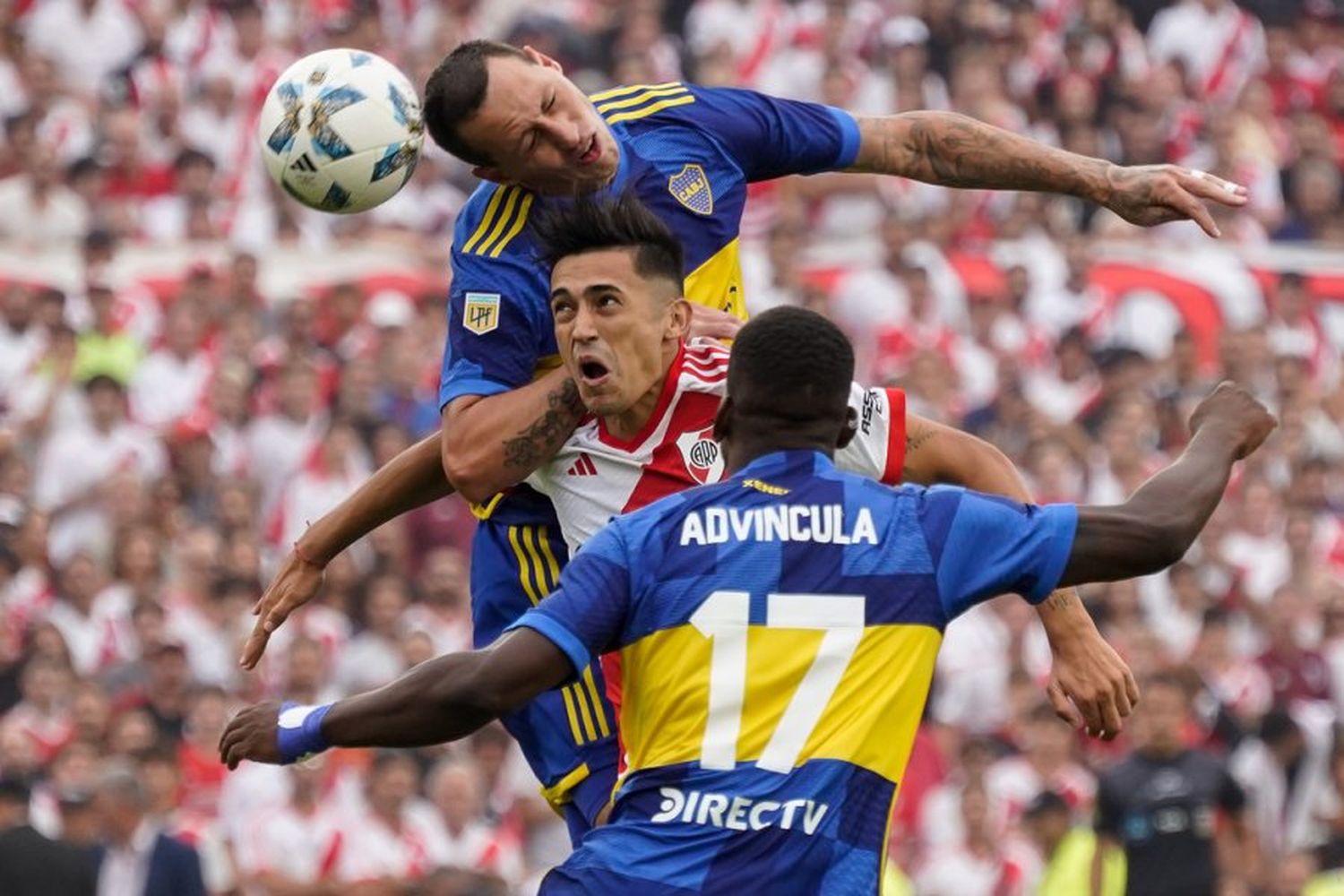 River y Boca empataron en un Superclásico de mucha intensidad en el Monumental