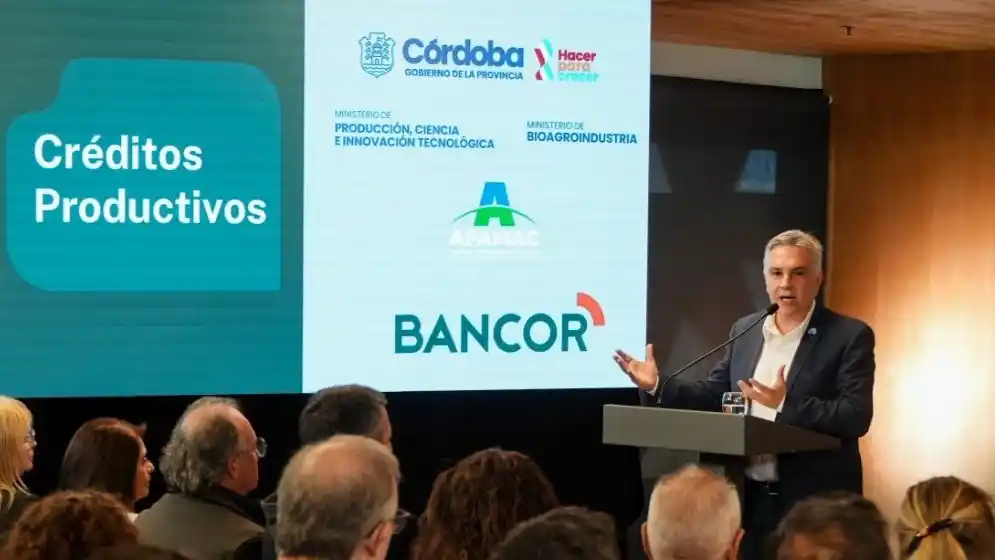 Llaryora anunció financiamiento para el sector agroindustrial.