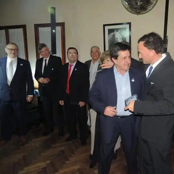 El Jockey Club Gualeguay celebró el 25 de Mayo con su tradicional cena de gala