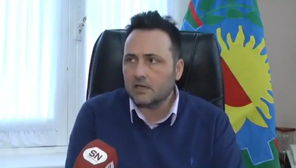 Víctor Aiola, polémico tras el paro: "Critican al gobierno y se van de vacaciones a Cancún"