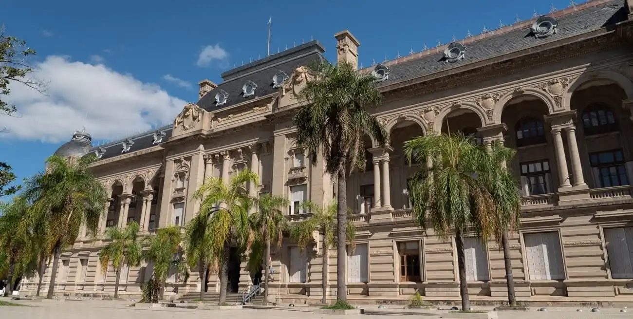 Por atrasos y actualizaciones, el gobernador ya ha reclamado una acreencia por $600 mil a $700 mil millones según la base de cálculo.