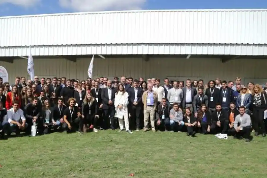 Encuentro nacional de jóvenes industriales en Venado Tuerto: Más de 150 participantes de todo el país