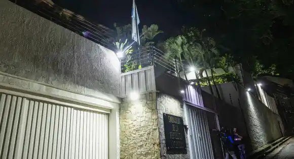 ARGENTINA condena hostigamiento e intimidación de asilados en embajada en Caracas (+Comunicado)