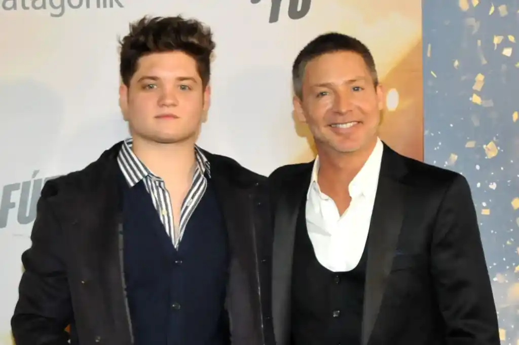 Adrián Suar y su hijo Toto.