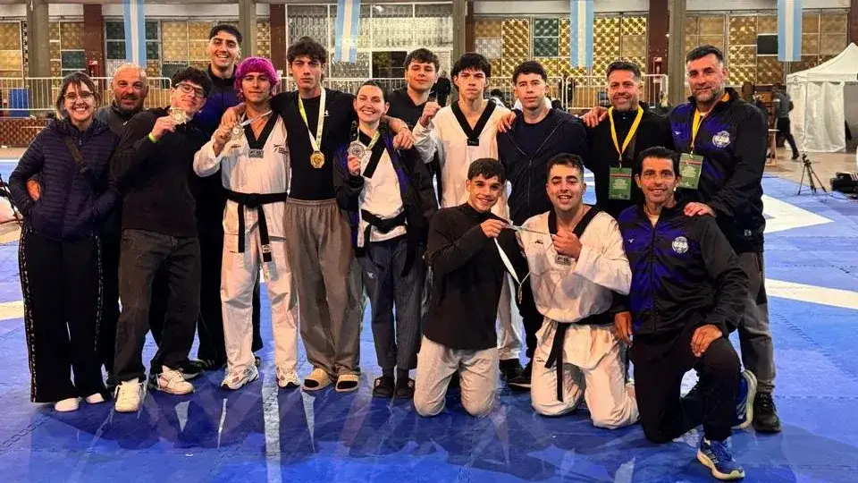 Tandil dijo presente en otra competencia de taekwondo.