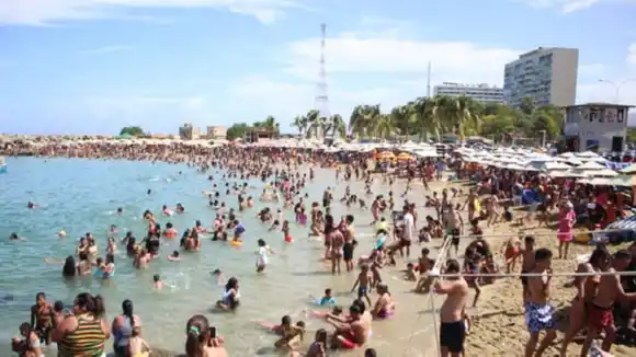 CON PLAYAS Y MUCHA FIESTA esperan a vacacionistas en La Guaira en estos Carnavales