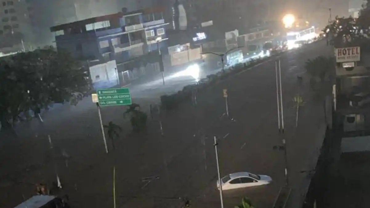 RECUERDAN PESADILLA DE LA TRAGEDIA: lluvias mantienen en alerta al estado La Guaira (VIDEOS)