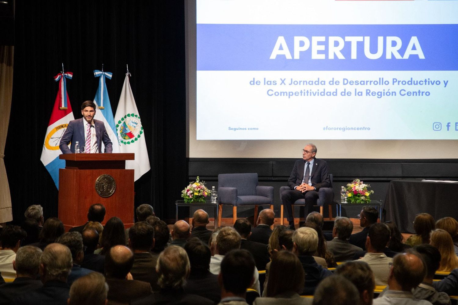 En el encuentro se firmó el acta constitutiva de la Mesa de Infraestructura del bloque regional.