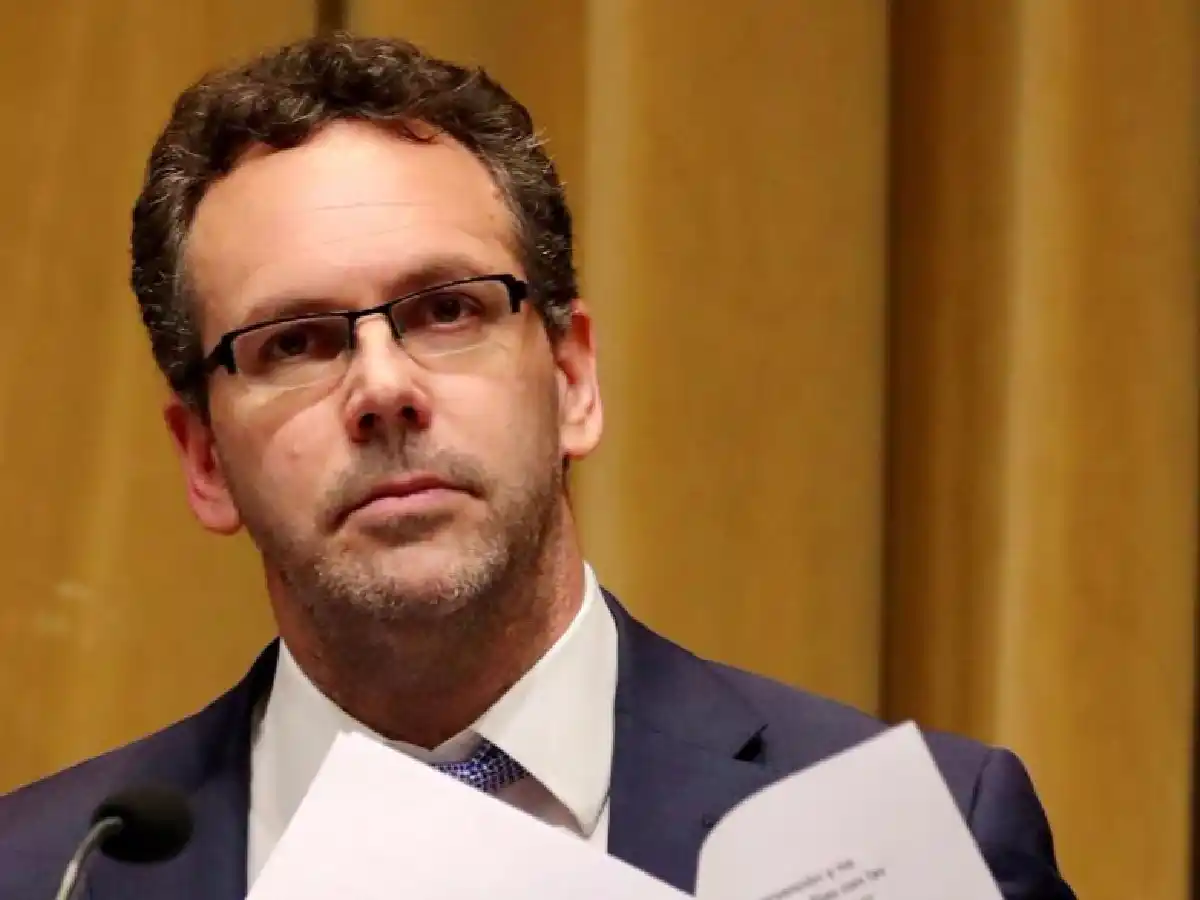 Por la menor expectativa de la inflación, eliminan el piso del 60% en la tasa de interés