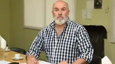 “Nos molesta la incapacidad de los políticos de sentarse y proyectar diez años económicos”