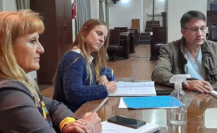 La carrera de motocross y la rendición de cuentas al Concejo