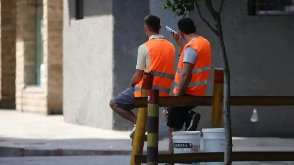 La Legislatura aprobó la ley para prohibir naranjitas ilegales y regular la actividad