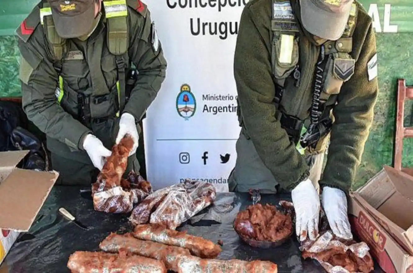 Detuvieron a siete personas que traficaban droga en latas de dulce de membrillo