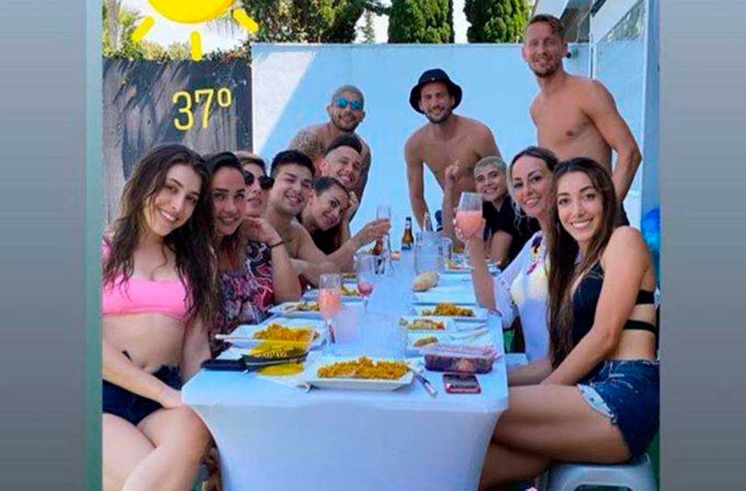 Escándalo en España: tres futbolistas argentinos rompieron la cuarentena para comer paella